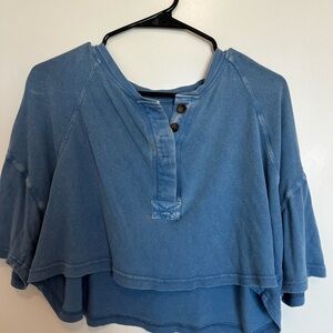 Small blue urban outfitters crop top!